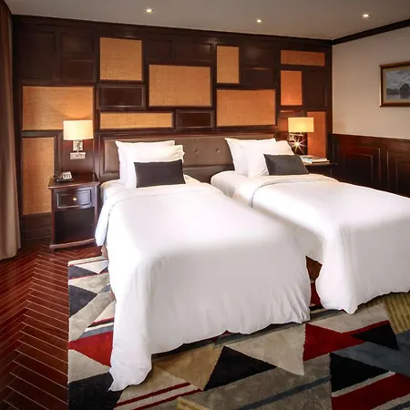 Ambassador Cruise Halong Bay Hotel Ha Long Exterior photo