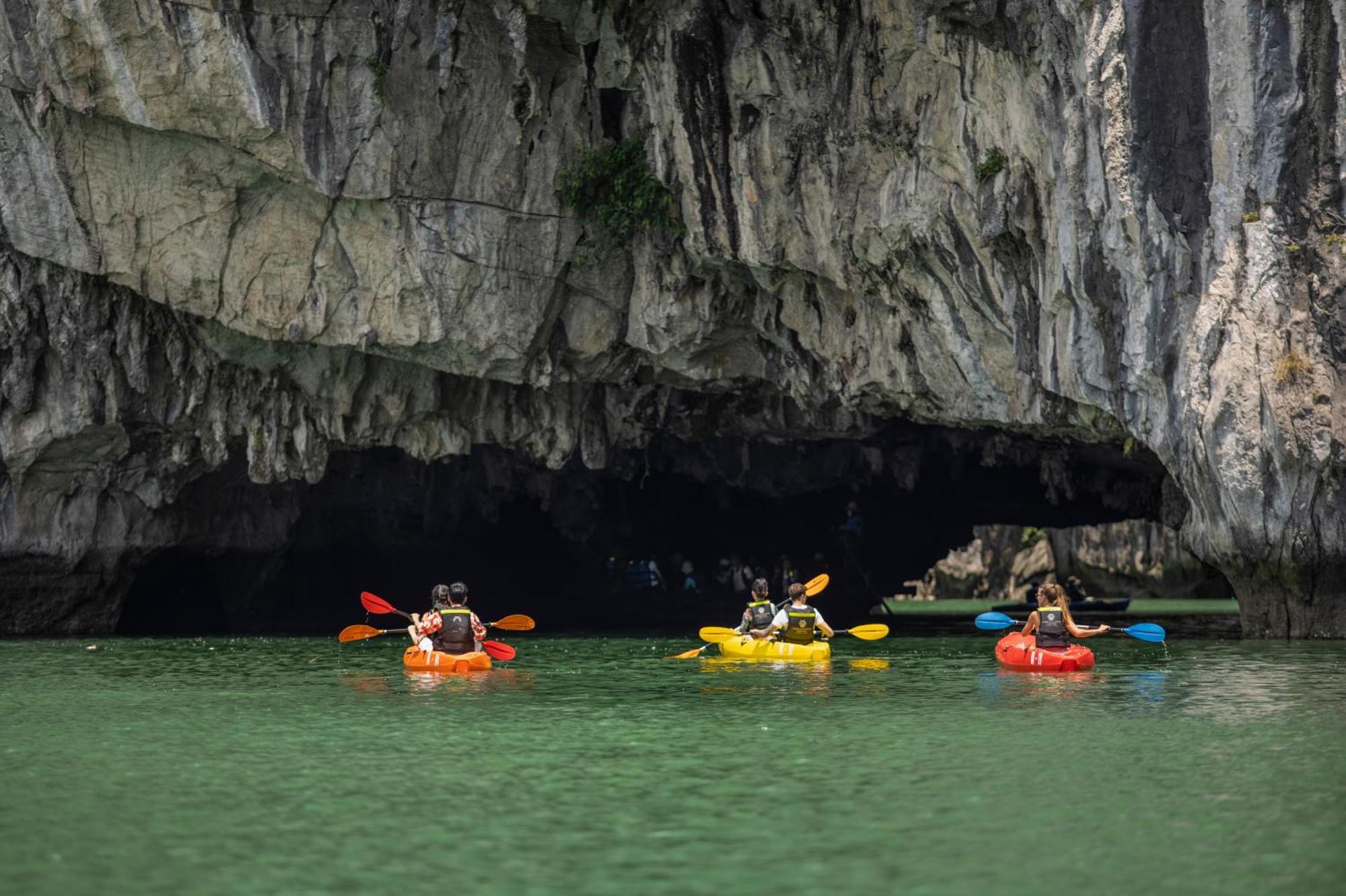 Ambassador Cruise Halong Bay  5*
