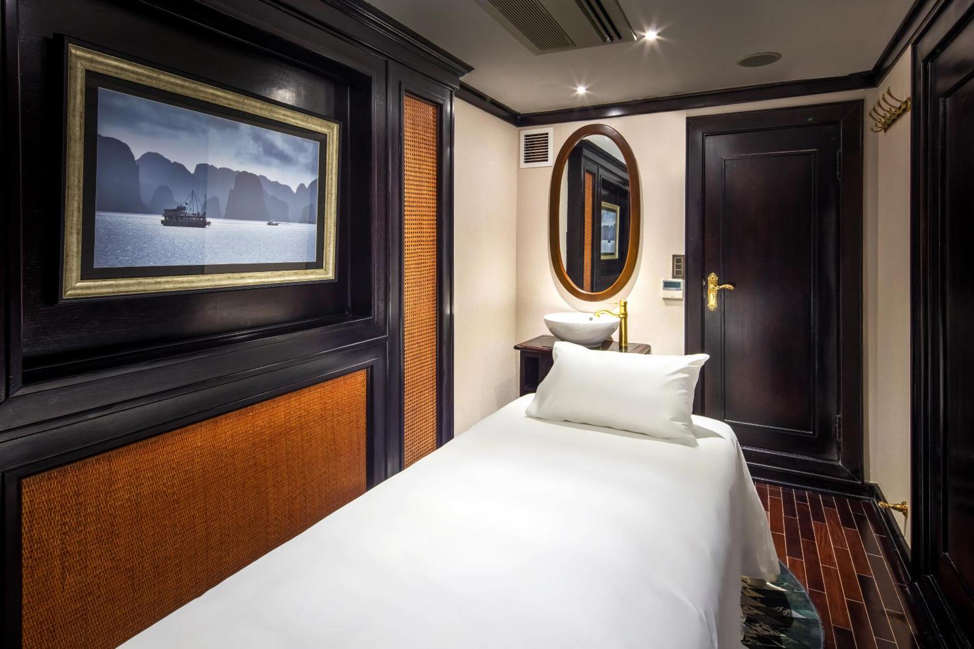 Ambassador Cruise Halong Bay  5*