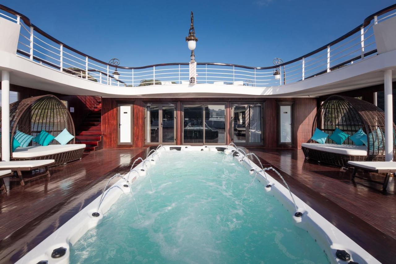 Ambassador Cruise Halong Bay Ha Long